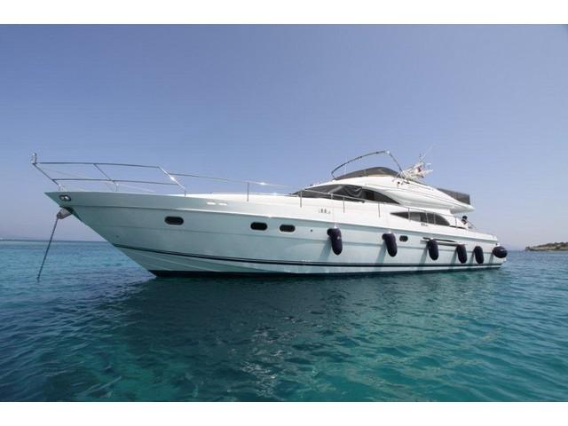 Book yachts online - motorboat - Princess 65 Fly - Pırıl - rent