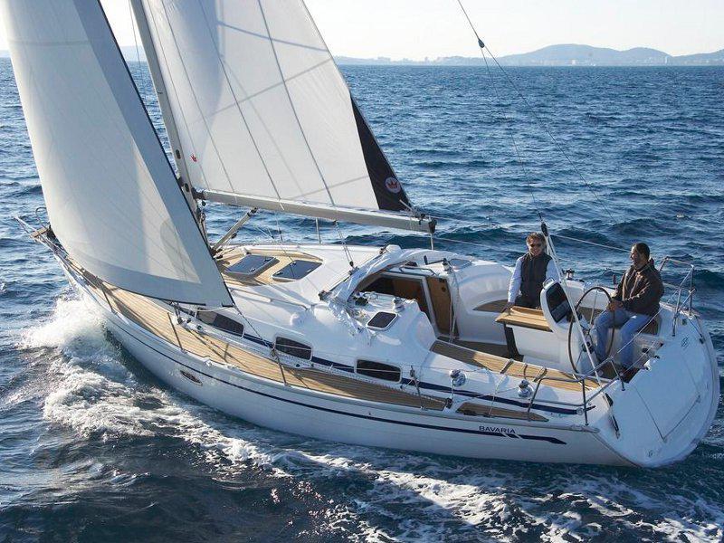 Book yachts online - sailboat - Bavaria 38 Cruiser - EC- 38B-08-CR - rent