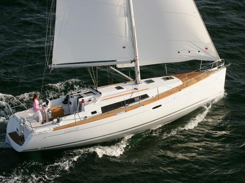 Book yachts online - sailboat - Oceanis 37 - EC- O37-09-G - rent