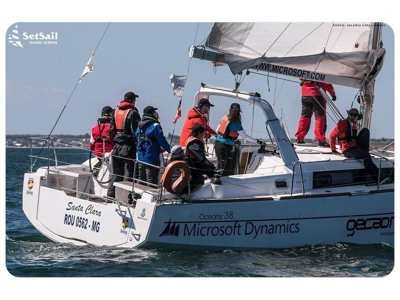 Book yachts online - sailboat - Oceanis 38 - Santa Clara - rent