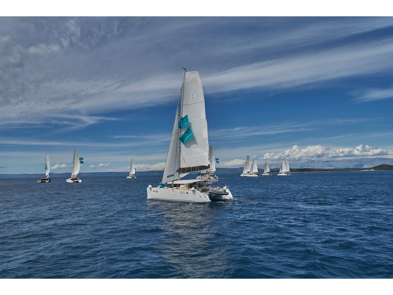 Book yachts online - catamaran - Lagoon 450 Sport (2019) equipped with generator, A/C (saloon+cabins), dishwasher - VJERA - rent