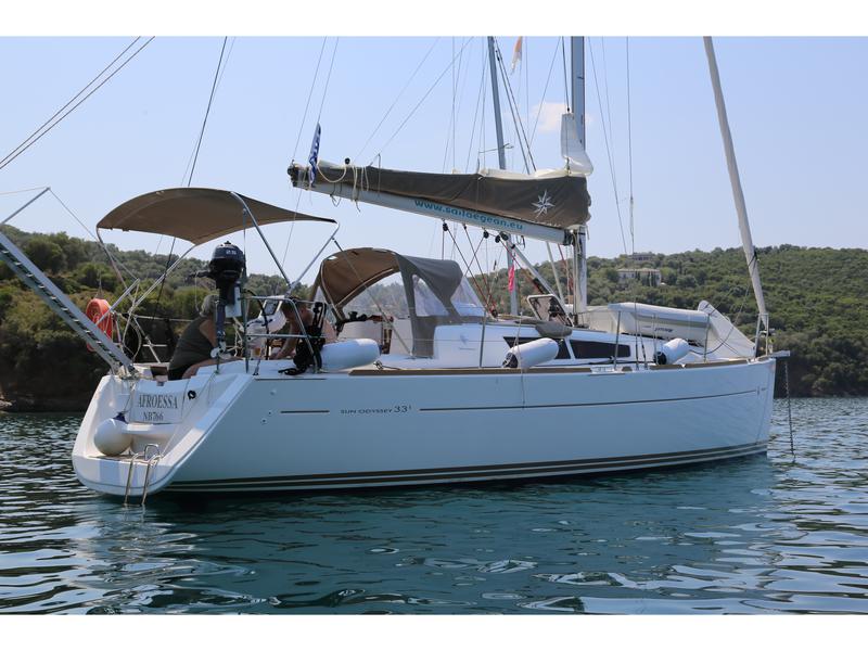 Book yachts online - sailboat - Sun Odyssey 33i - Afroessa - rent