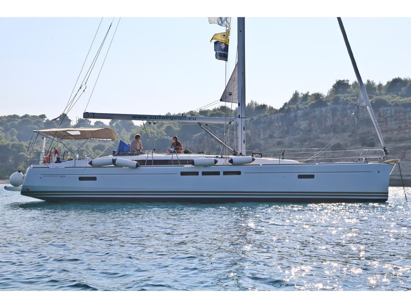 Book yachts online - sailboat - Sun Odyssey 509 - Amfitriti - rent