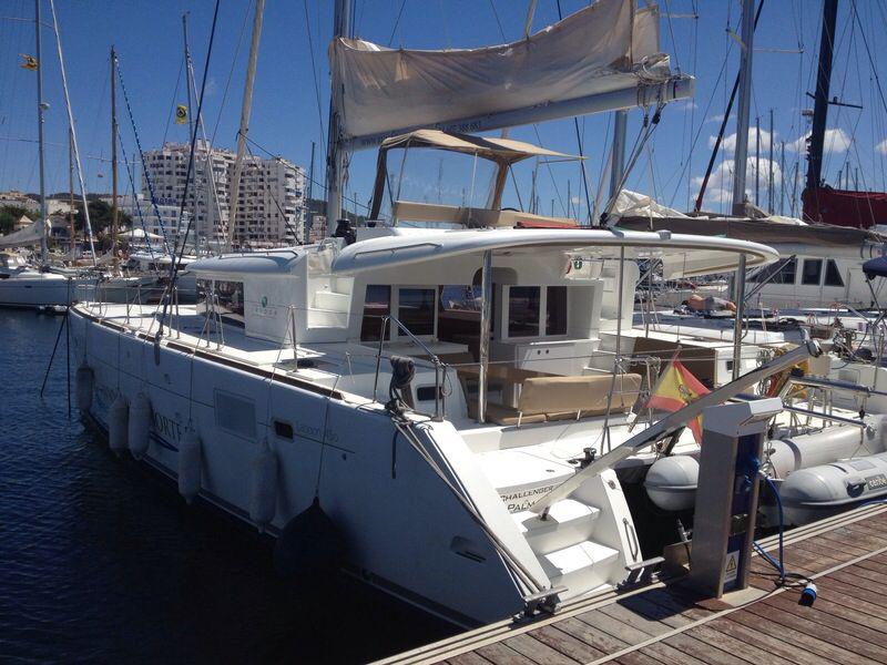 Book yachts online - catamaran - LAGOON 450 - CHALLENGER 6A MH-2-7-12 - rent