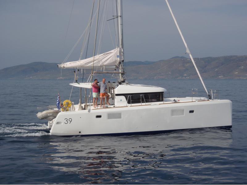Book yachts online - catamaran - Lagoon 39 - Lagoon39 - rent