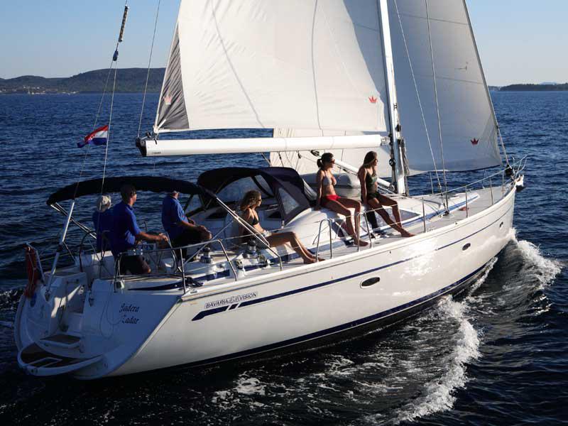 Book yachts online - sailboat - Bavaria 44 Vision - Maria Christina - rent