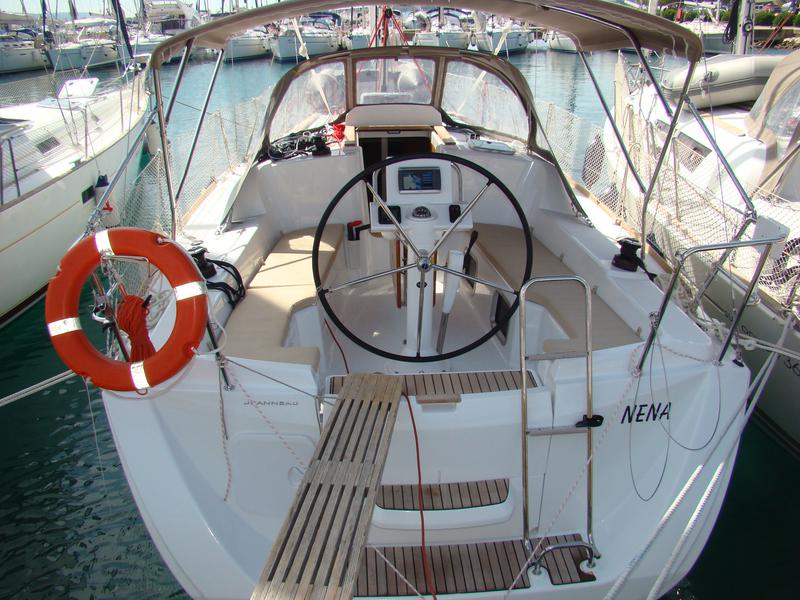 Book yachts online - sailboat - Sun Odyssey 33i - NENA - rent