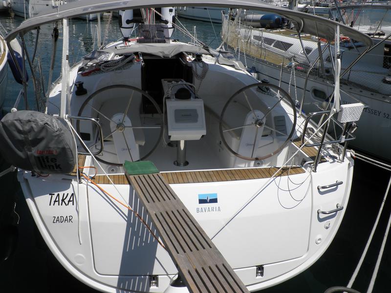 Book yachts online - sailboat - Bavaria Cruiser 34 - TAKA - rent