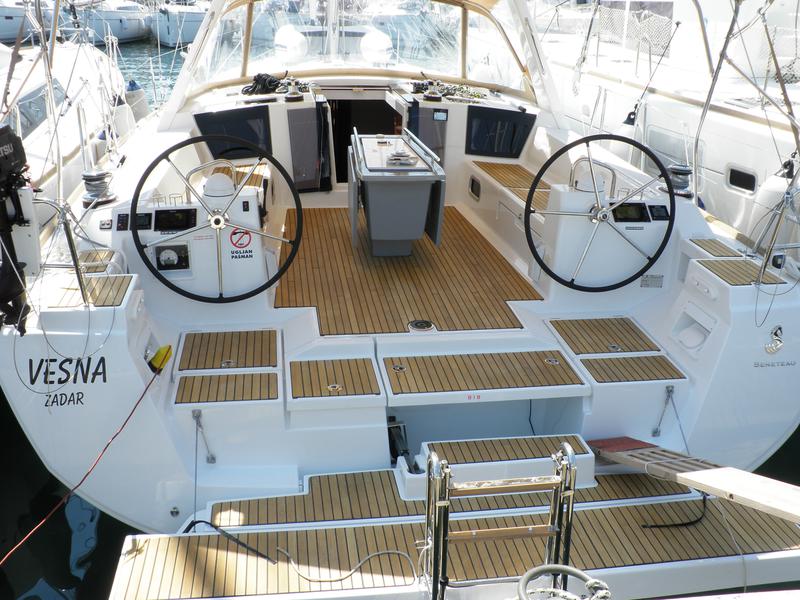Book yachts online - sailboat - Oceanis 45- 4 cab - VESNA - rent
