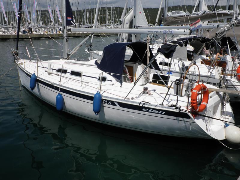 Book yachts online - sailboat - Elan 333 - PASSAT - rent