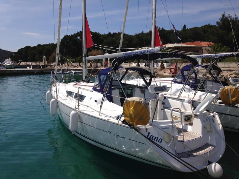 Book yachts online - sailboat - Sun Odyssey 32i - Jana - rent