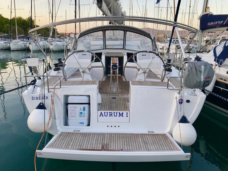 Book yachts online - sailboat - Hanse 455 - Aurum I - rent
