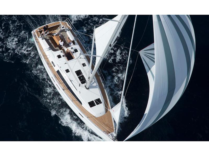 Book yachts online - sailboat - Bavaria Cruiser 46 - Artemis - rent