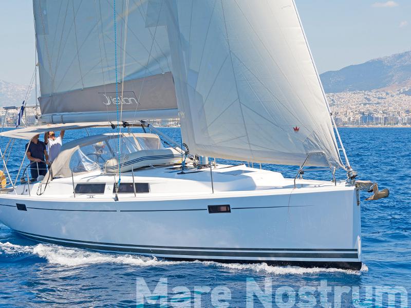 Book yachts online - sailboat - Hanse 385 - Mare Nostrum - rent
