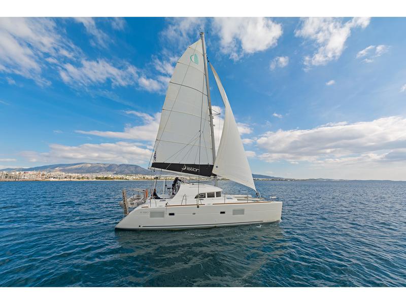 Book yachts online - catamaran - Lagoon 380 - ELEVEN - rent