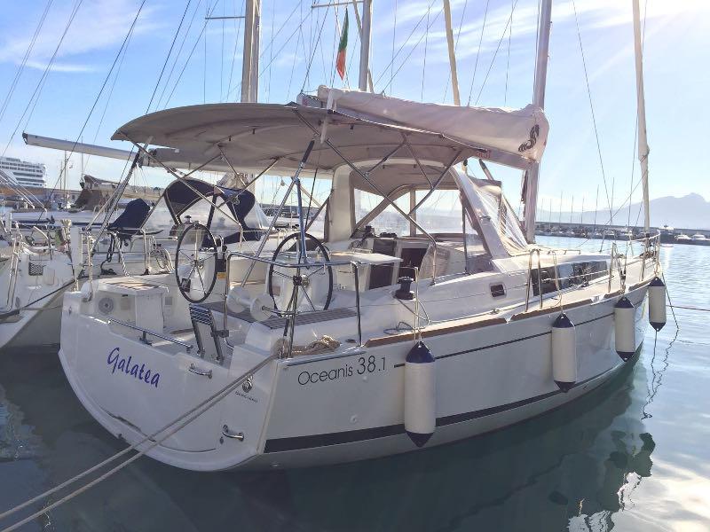 Book yachts online - sailboat - Oceanis 38.1 - Galatea - rent