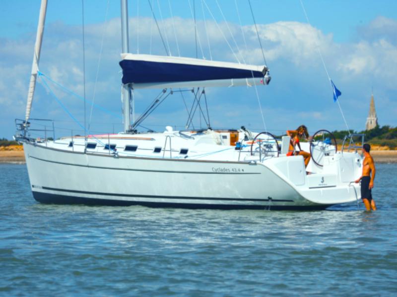 Book yachts online - sailboat - Cyclades 43.4 - Velasquez - rent