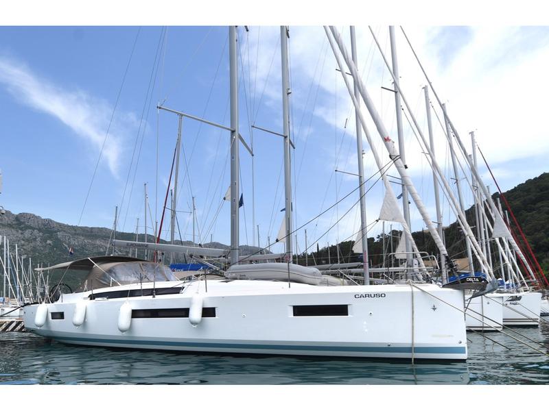Book yachts online - sailboat - Sun Odyssey 490 "LUXE" - Caruso - rent