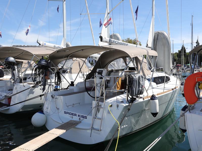 Book yachts online - sailboat - Sun Odyssey 319 - Spider Kiss - rent