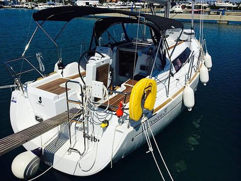 Book yachts online - sailboat - Oceanis 31 - Bejby - rent