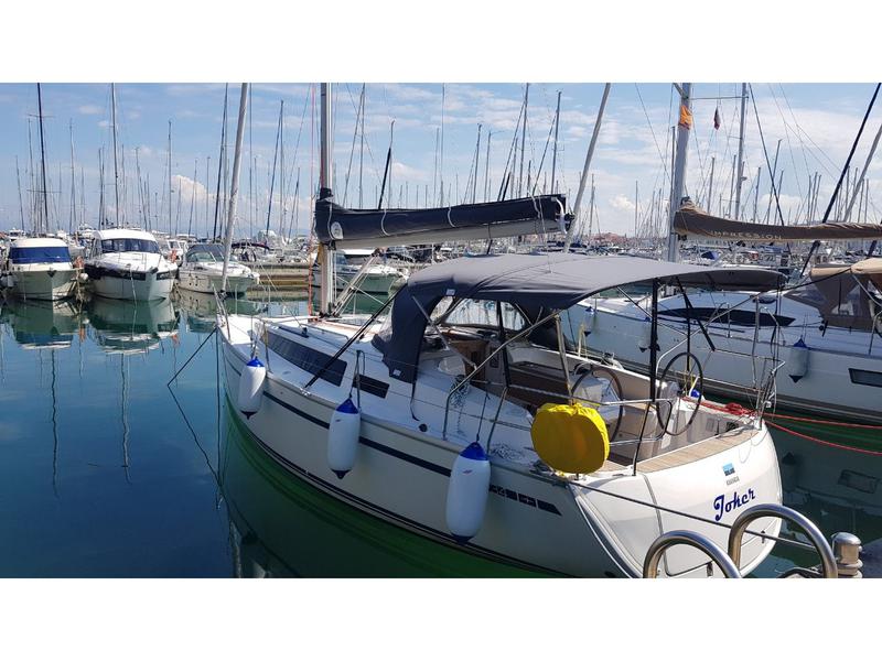 Book yachts online - sailboat - Bavaria 34 Cruiser - Joker - rent
