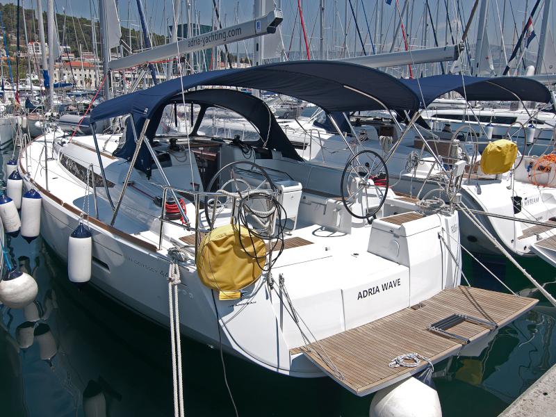 Book yachts online - sailboat - Sun Odyssey 449 - Adria Wave - rent