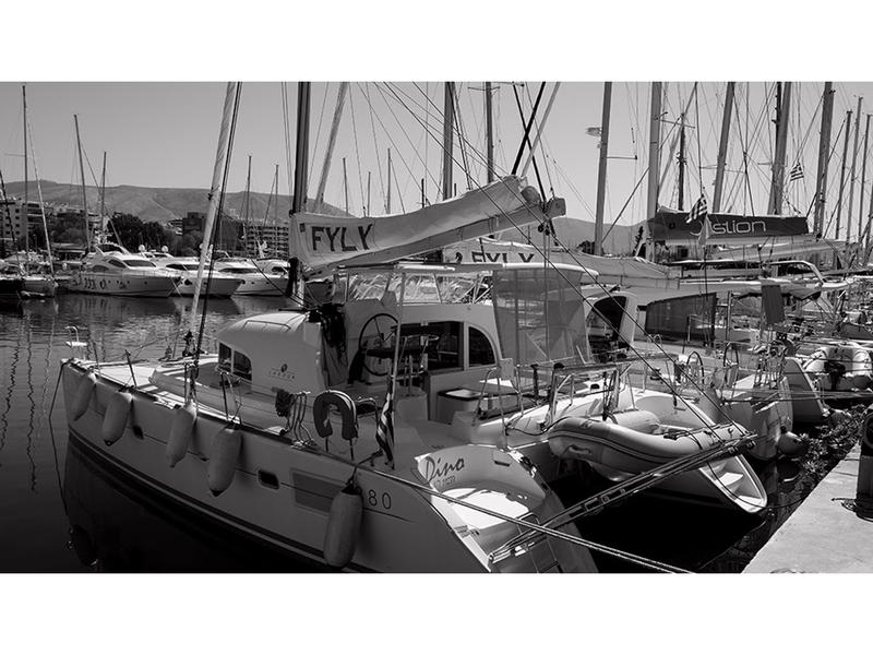 Book yachts online - catamaran - Lagoon 380 - Dino - rent