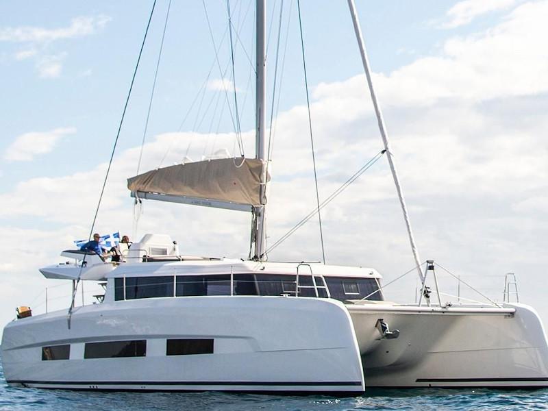 Book yachts online - catamaran - Dufour 48 - Blue Horizon - Deluxe - rent