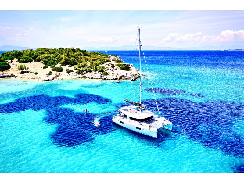 Book yachts online - catamaran - Lagoon 42 10 pax - The Key Of Joy - rent