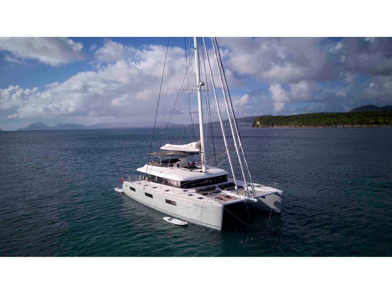 Book yachts online - catamaran - Lagoon 62 - 4 cabin version - Melarnie - rent