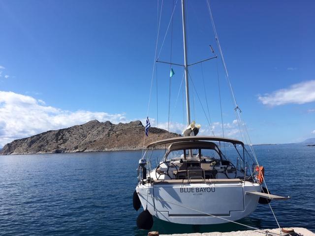 Book yachts online - sailboat - Dufour 520 Grand Large - Blue Bayou - rent