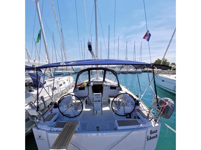 Book yachts online - sailboat - Sun Odyssey 449 - Baez - rent