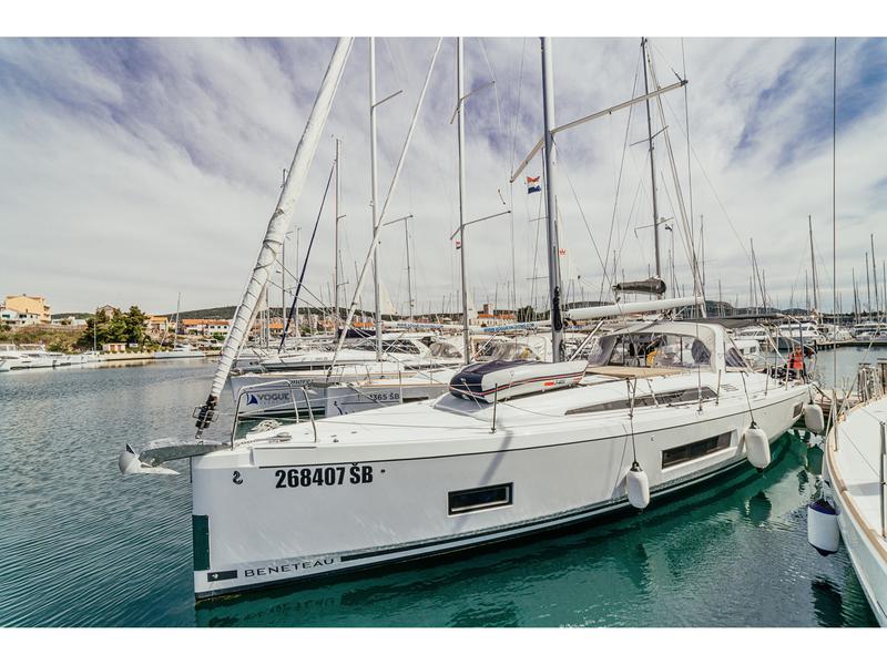 Book yachts online - sailboat - Oceanis 46.1 - ZIA - rent