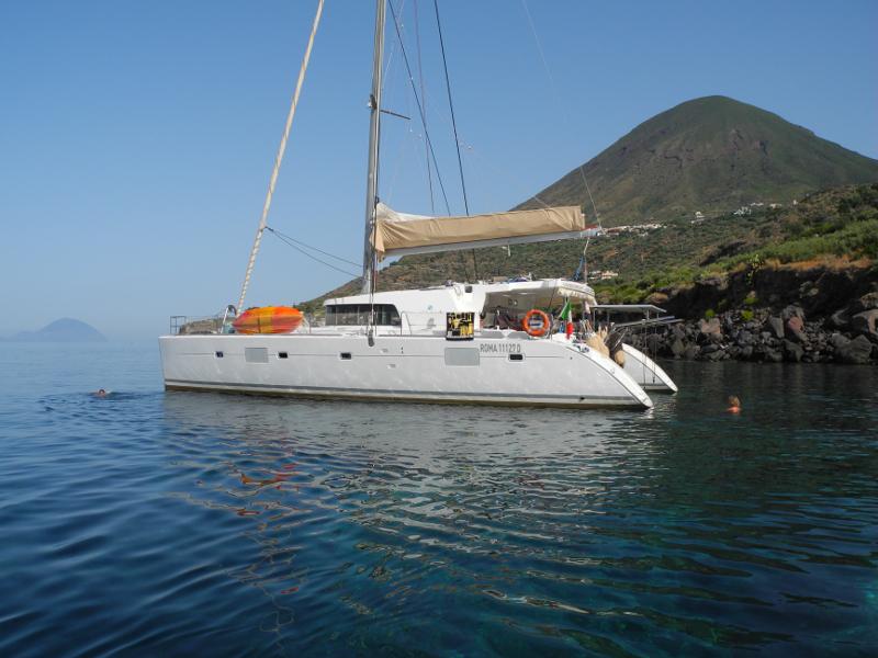 Book yachts online - catamaran - Lagoon 500 - America - rent