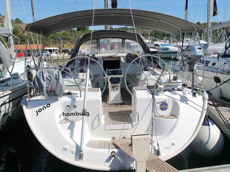 Book yachts online - sailboat - Bavaria 46 Cruiser Veritas edition - jono - rent