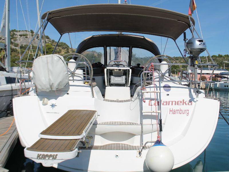 Book yachts online - sailboat - Sun Odyssey 42DS - Calameka - rent