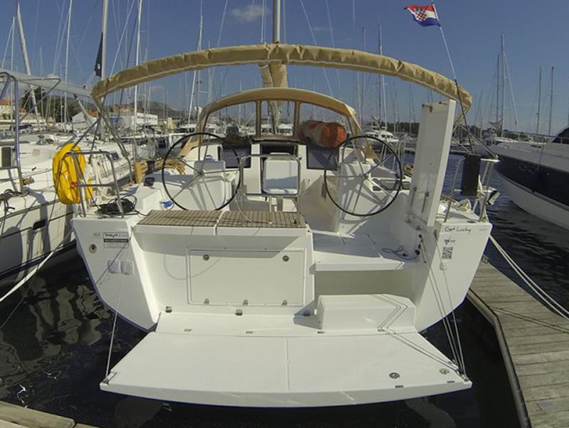 Book yachts online - sailboat - Dufour 460 - Mega  - rent