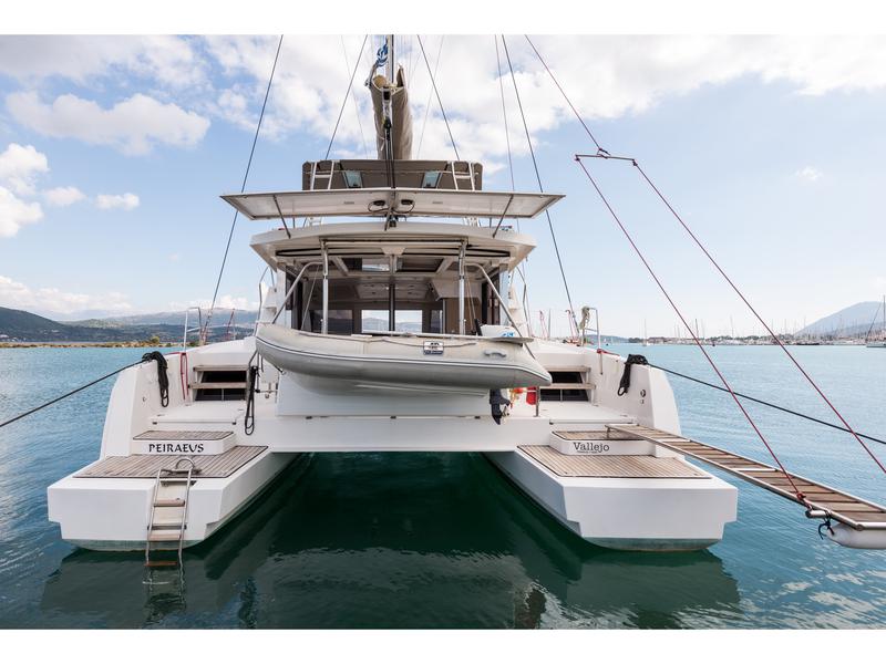 Book yachts online - catamaran - Bali 4.0 - Vallejo  - A/C &amp; Generator - rent
