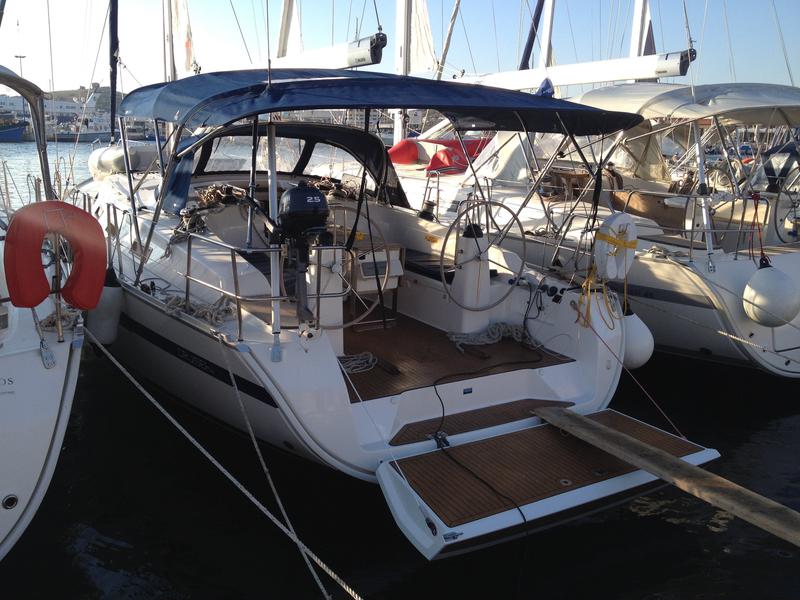 Book yachts online - sailboat - Bavaria 40 Cruiser - Deneb - Bow &amp; Solar - rent