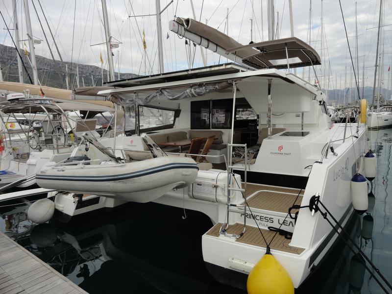 Book yachts online - catamaran - Lucia 40 owner version - Princess Lea - rent