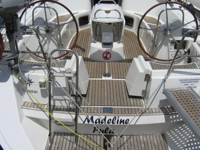 Book yachts online - sailboat - Sun Odyssey 49i - Madeline - rent