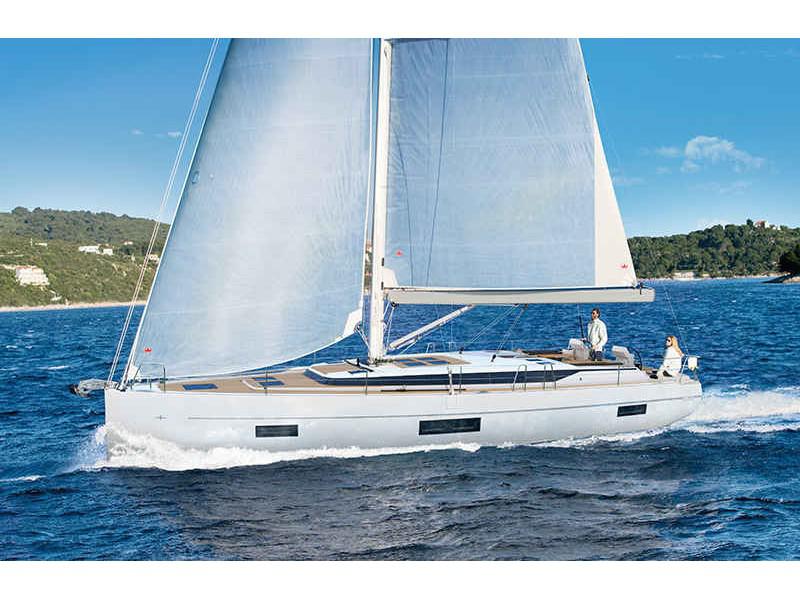 Book yachts online - sailboat - Bavaria C45 - WILDCARD - rent