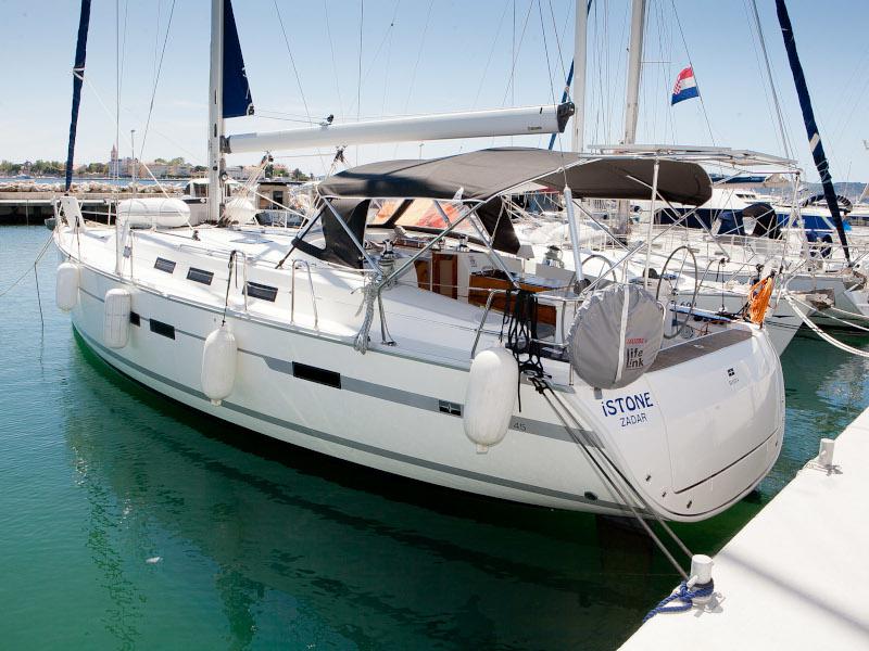 Book yachts online - sailboat - Bavaria Cruiser 45 - iSTONE - rent