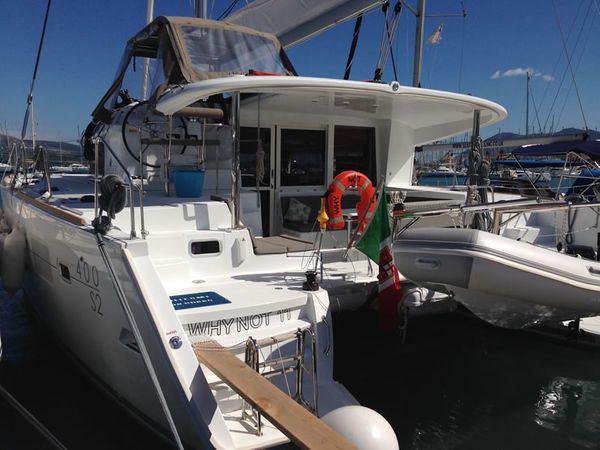 Book yachts online - catamaran - Lagoon 400 S2 - Why not 11 - rent