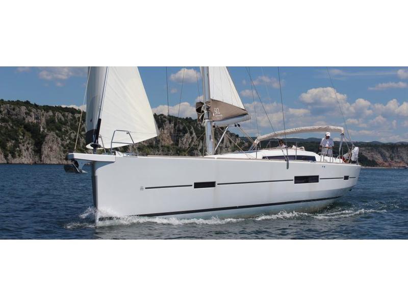 Book yachts online - sailboat - Dufour 512 Grand Large - Mambo - rent
