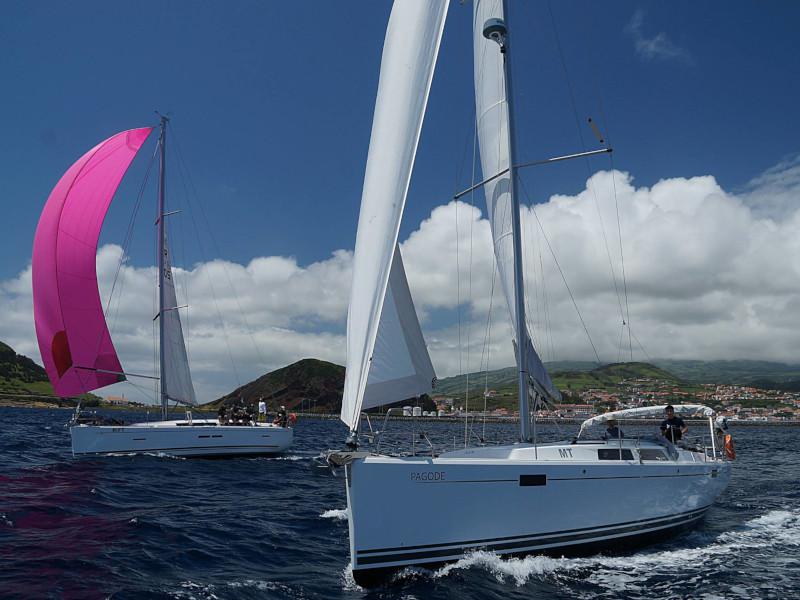Book yachts online - sailboat - Hanse 385 - Pagode - rent