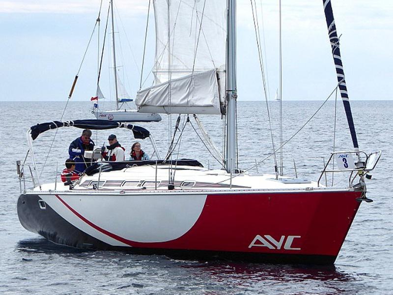 Book yachts online - sailboat - Elan 431 - SCORPIO - rent