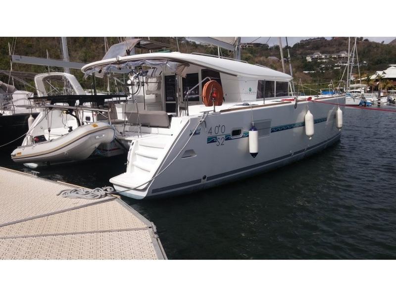 Book yachts online - catamaran - Lagoon 400 S2 - Trixi - rent