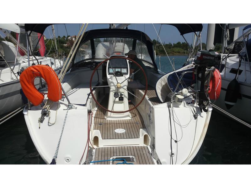 Book yachts online - sailboat - Bavaria 38 Cruiser - Maya - rent