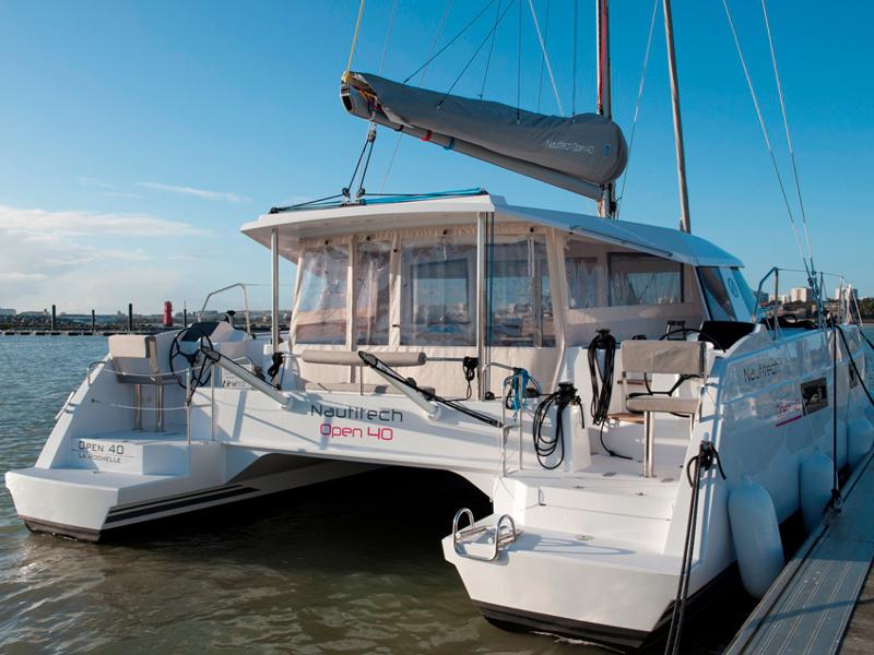 Book yachts online - catamaran - Nautitech Open 40 - Hong Kong - rent